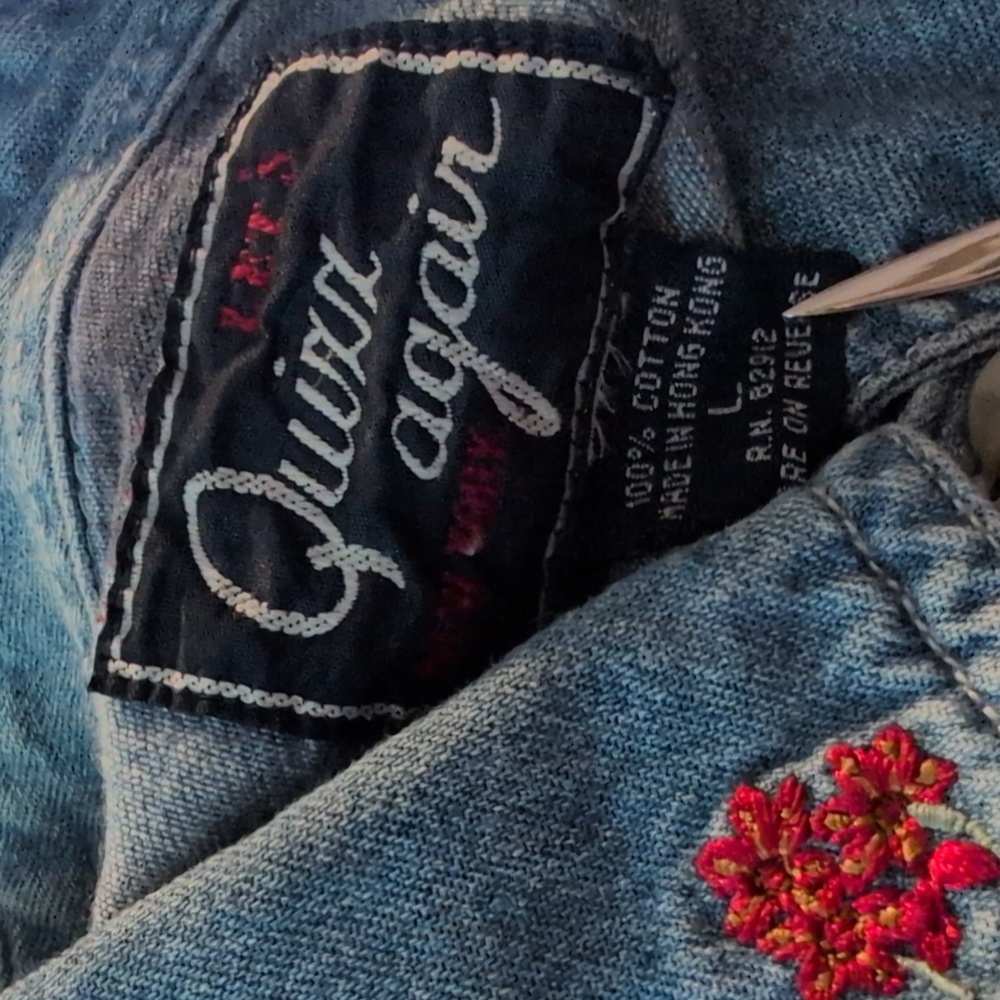 Vintage Denim Women's Short Sleeve Embroidered Tiger Cat Top Size Large - Picture 2 of 4